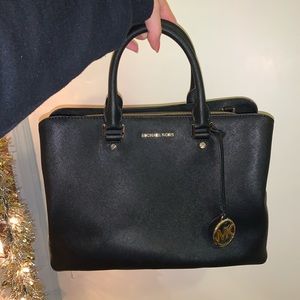 Michael Kors Large Savannah Saffiano Satchel